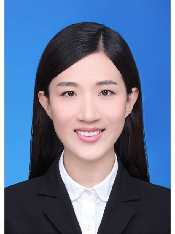 员少婷